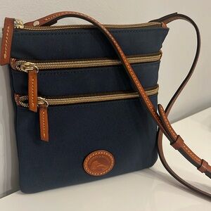 Dooney & Bourke small bag
